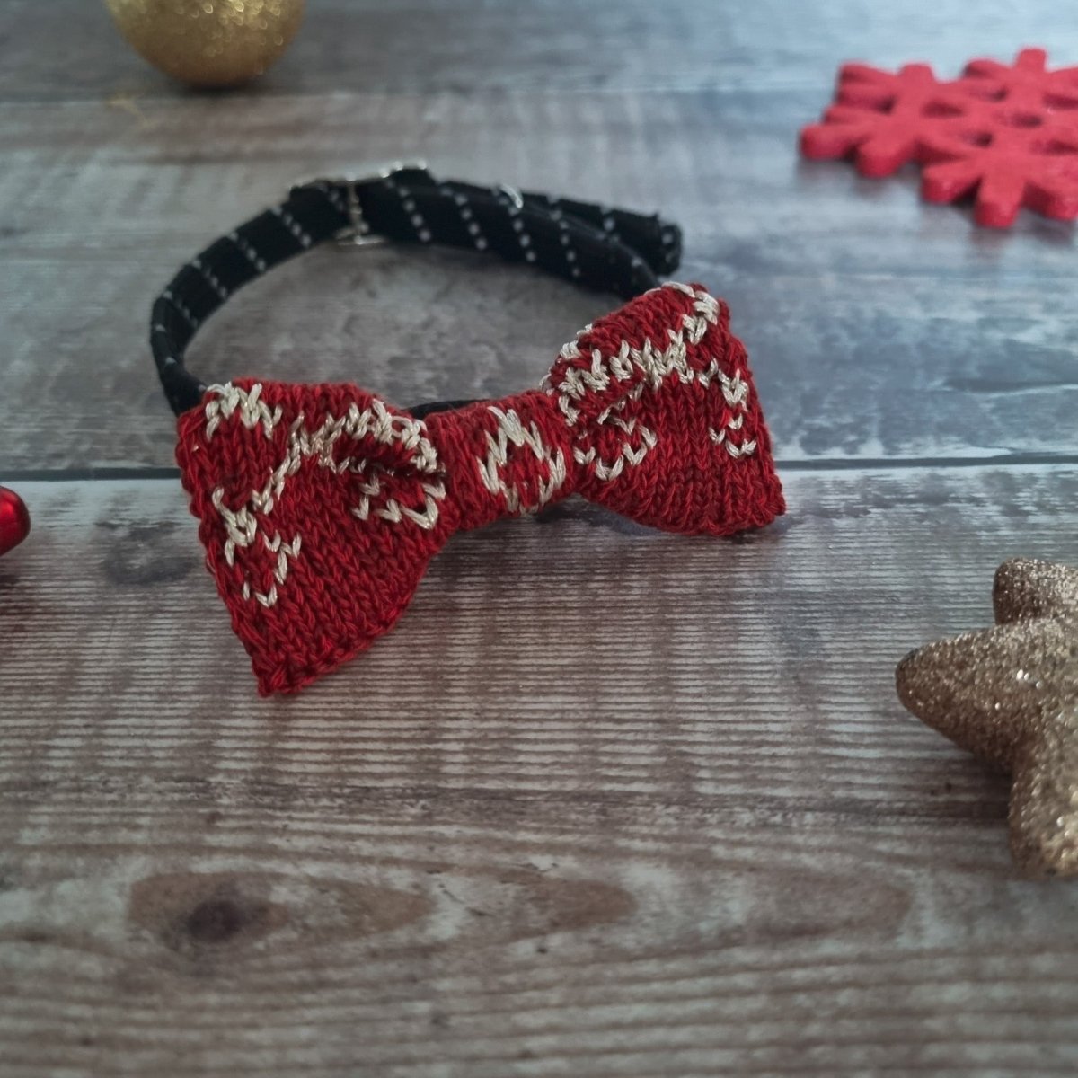 Cat / Tiny Dog Bow Tie: Festive Sparkle - Wool & Water