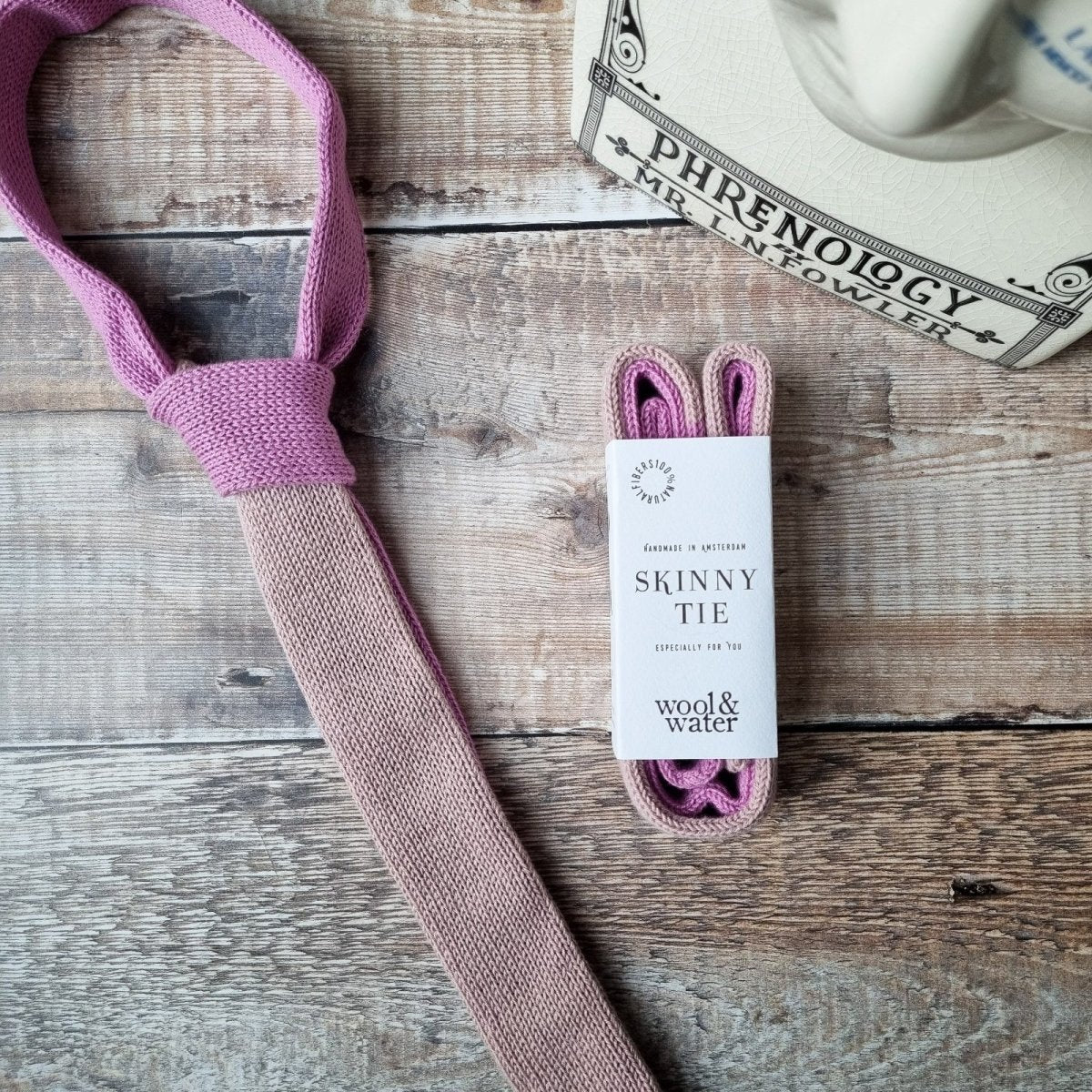 Skinny Tie: Orchid and Thistle (Contrast Knot) - Wool & Water