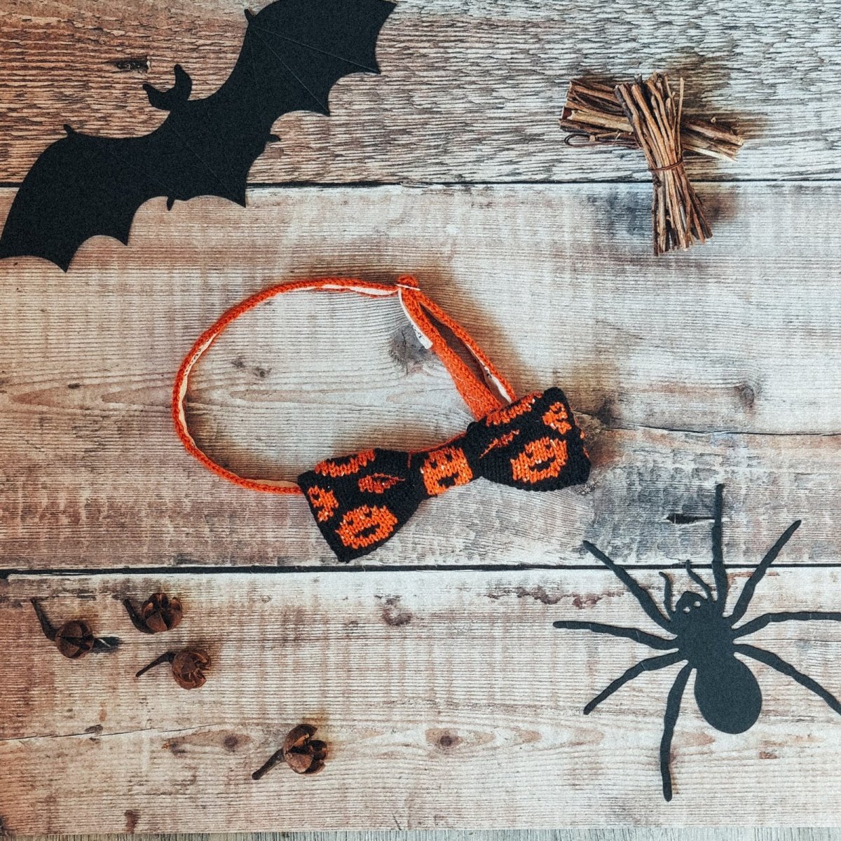 Halloween Bow Tie: Spooky Pumpkins - Wool & Water